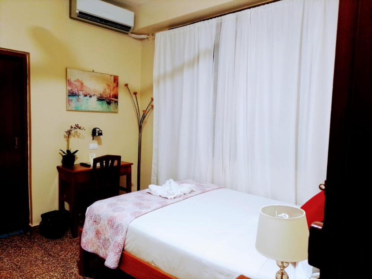 El Virrey Hospedaje Pucallpa Zewnętrze zdjęcie